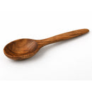 Lingura din lemn ustensila traditionala de bucatarie